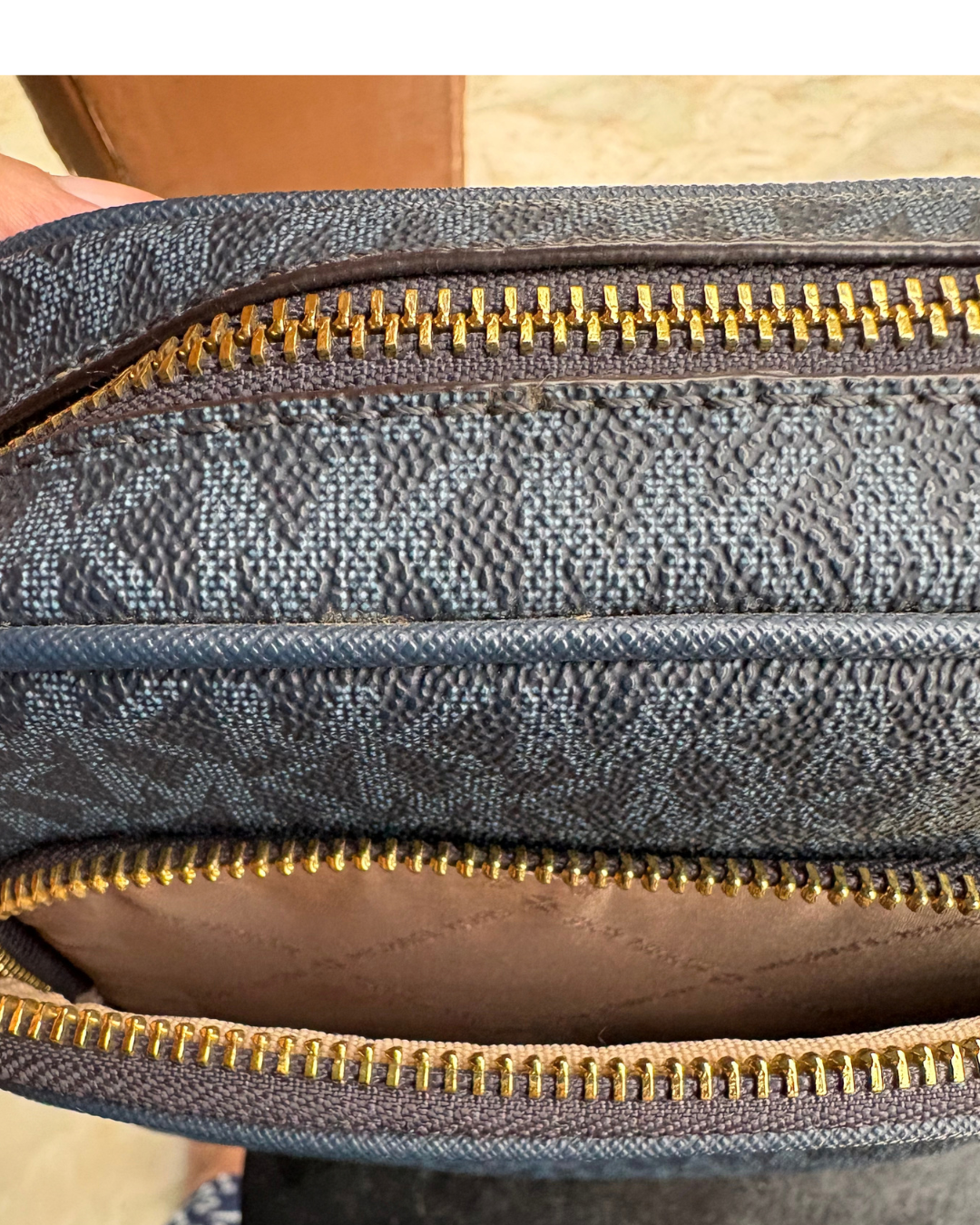Michael Kors Jet Set Travel Signature Logo Crossbody Bag