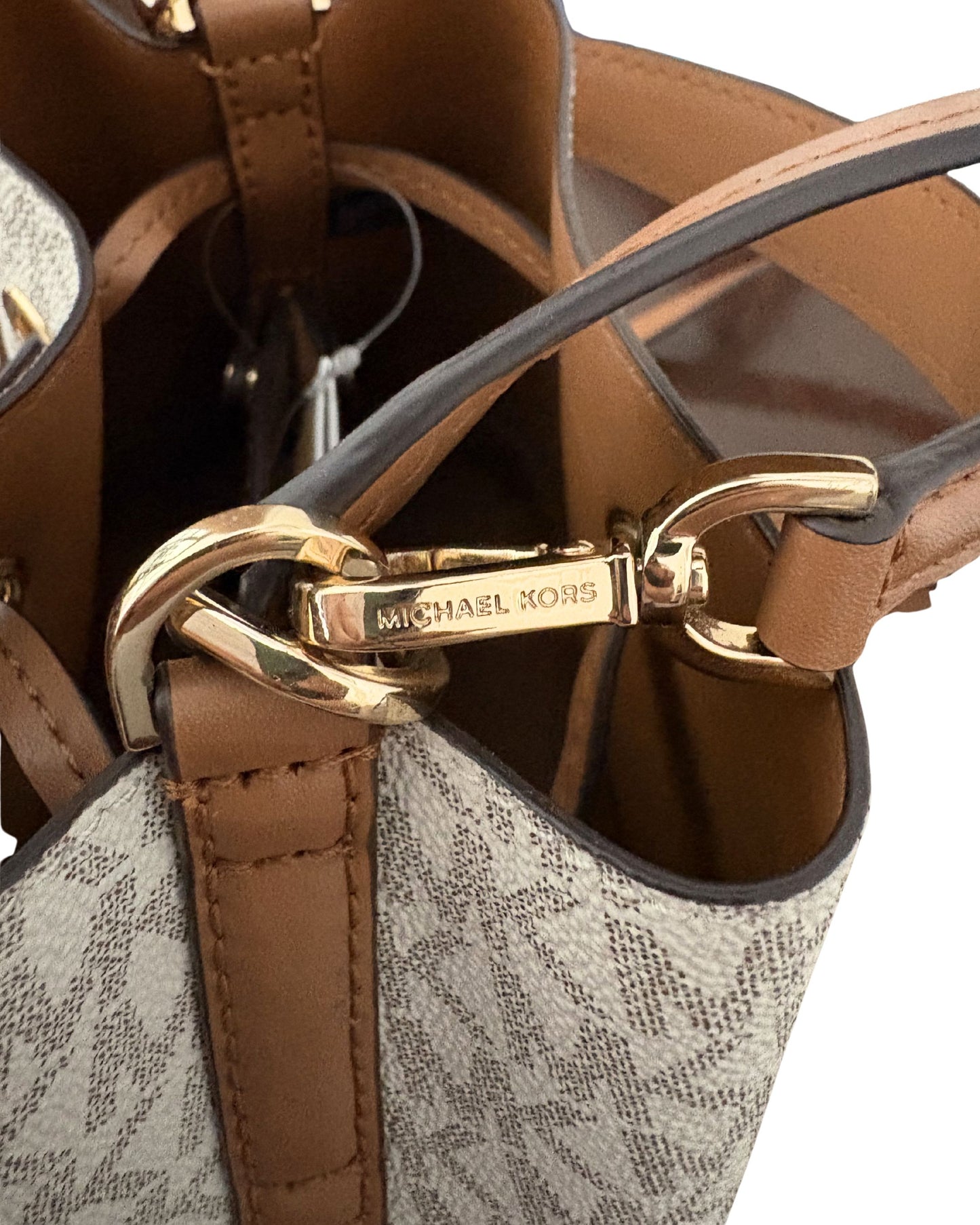 Michael Kors Mercer Bucket Bag