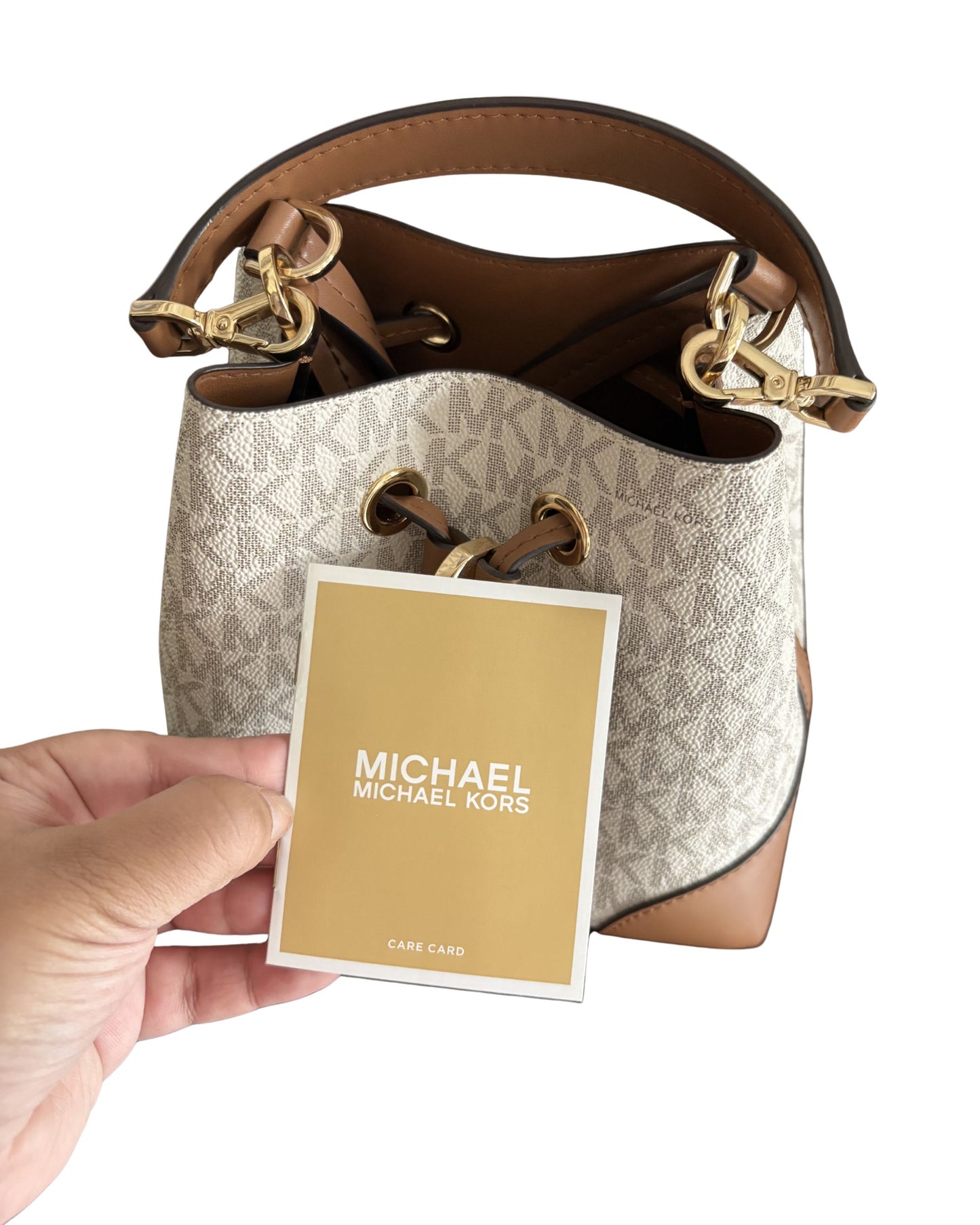 Michael Kors Mercer Bucket Bag